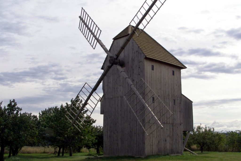 Větrný mlýn Starý Poddvorov